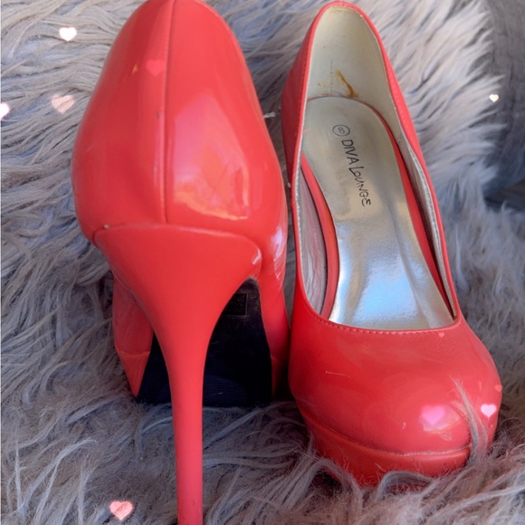 DIVA Lounge Vibrant Coral Heels - Picture 1 of 3